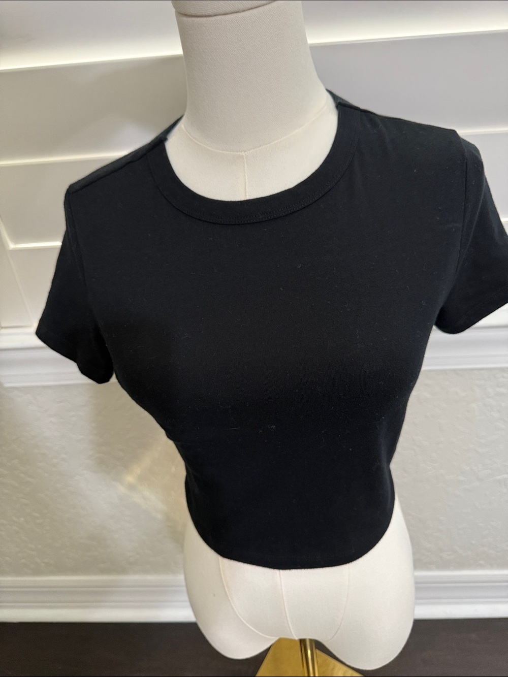 wild fable Black Crewneck Short Sleeve Crop Top